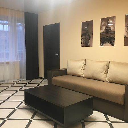 Kharkiv Apartments On Nauky Avenue Bagian luar foto