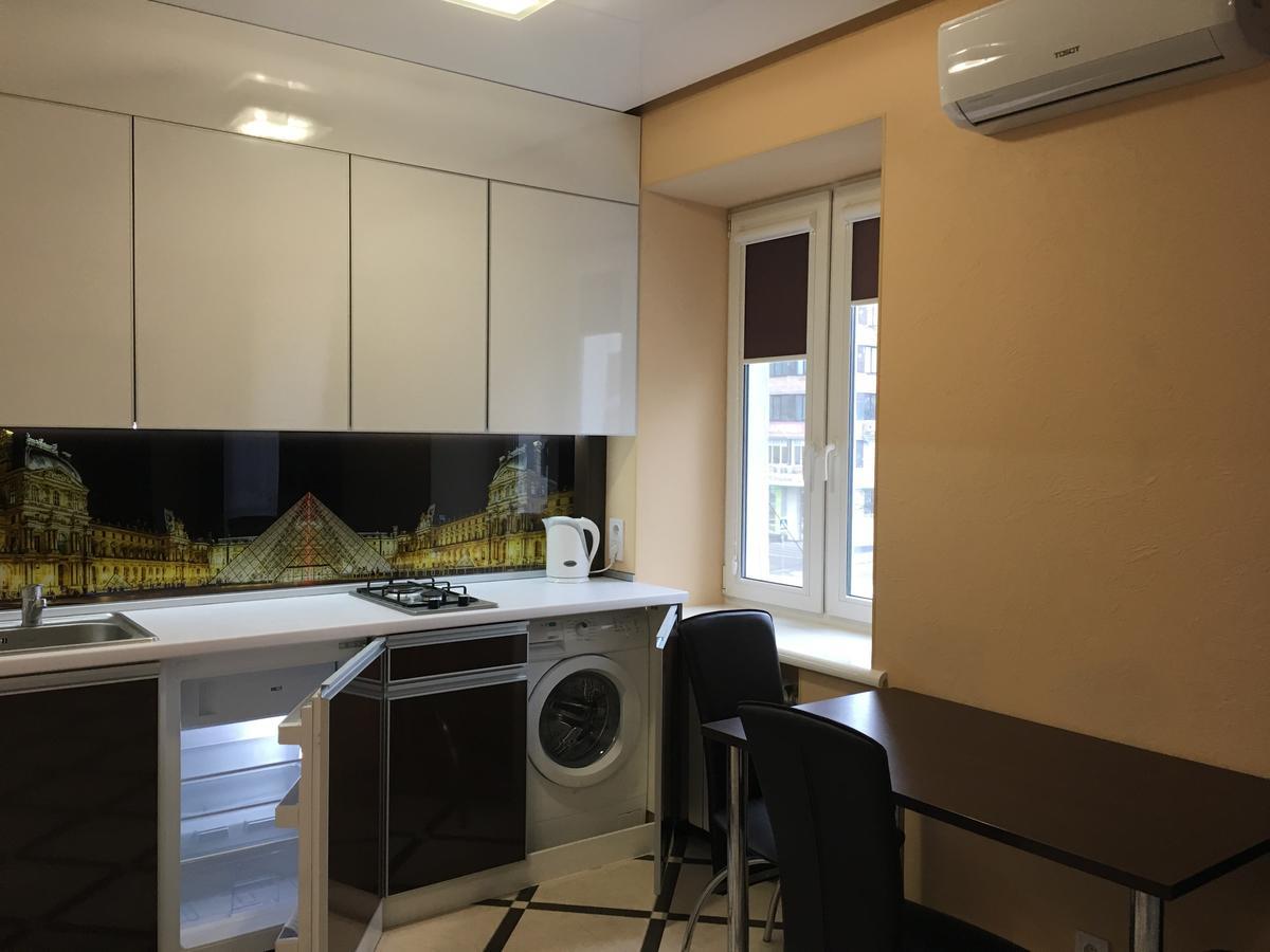 Kharkiv Apartments On Nauky Avenue Bagian luar foto